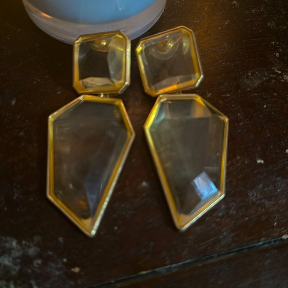 Crystal drop dangle earrings, gold & clear.